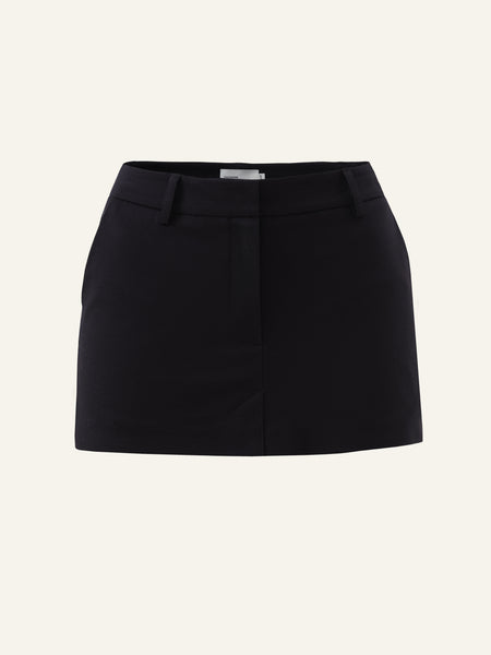 Power skort in Onyx Cotton