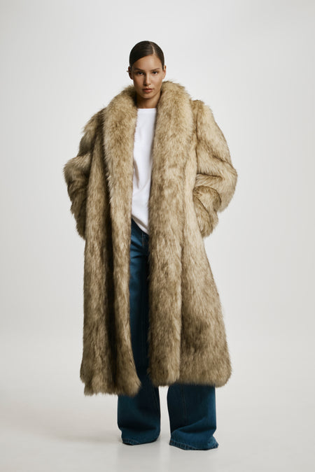 Purrr coat in Extended Cut